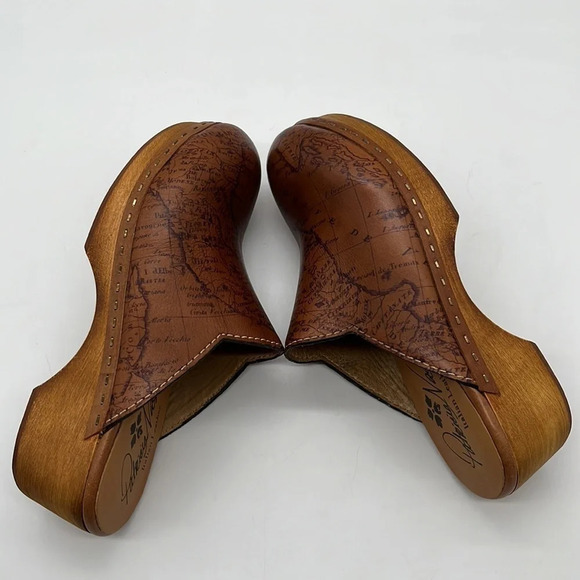 Patricia Nash Old World Map Italian Leather Clogs/Mules - Size 6 - Picture 6 of 9